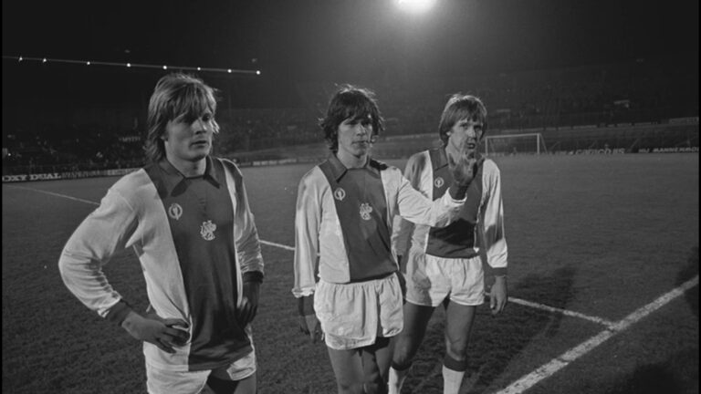 AJAX Foto 4