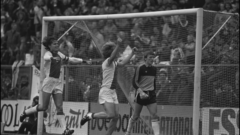 AJAX Foto 6